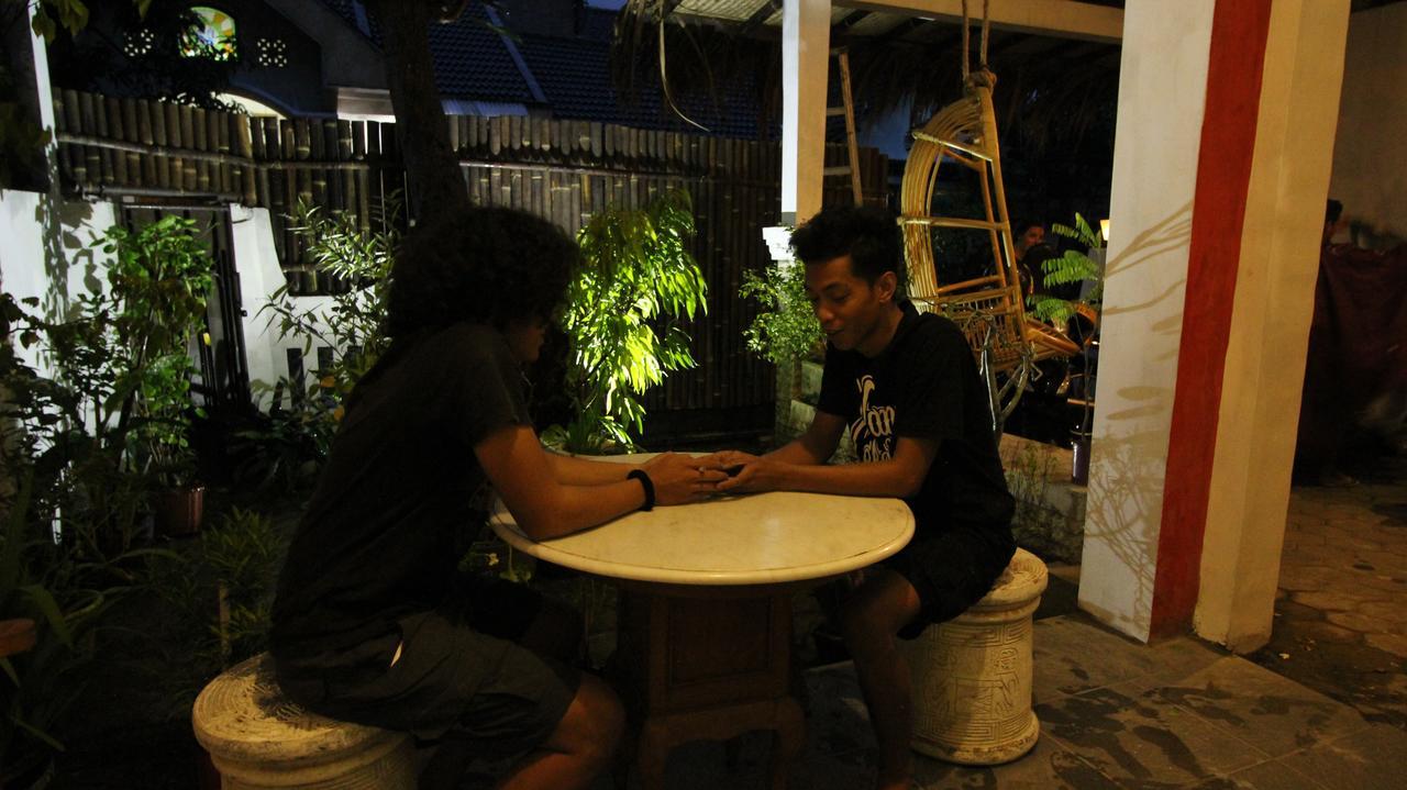 Hostel Hati Hati Jogyakarta Zewnętrze zdjęcie